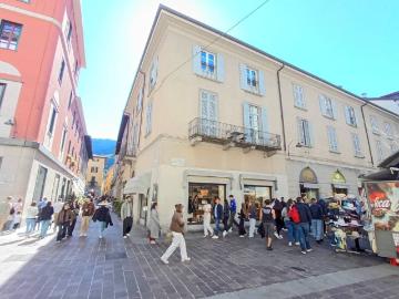 Appartamento in affitto a Como CO