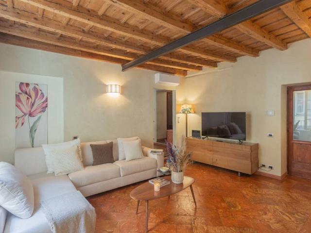 Appartamento in affitto a Como CO