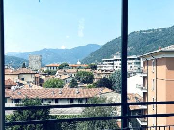 Appartamento in affitto a Como CO