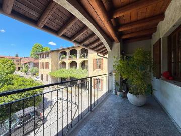 Appartamento in affitto a Como CO
