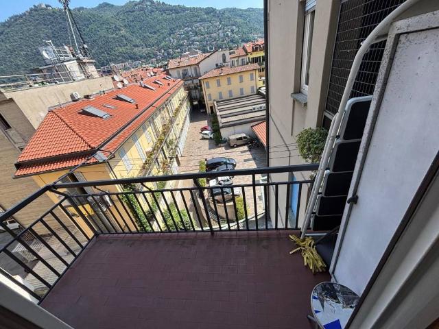 Appartamento in affitto a Como CO