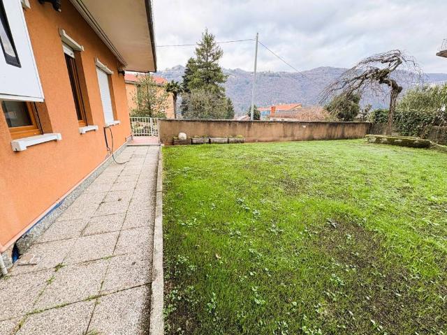 Appartamento in affitto a Como CO