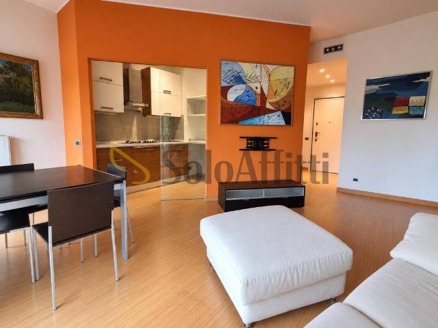 Appartamento in affitto a Como CO