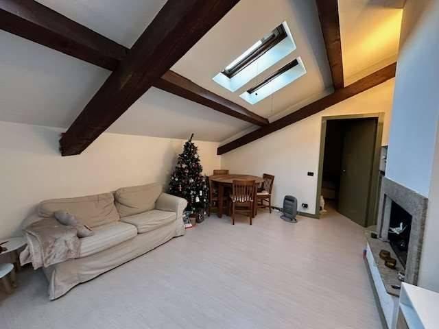 Appartamento in affitto a Como CO