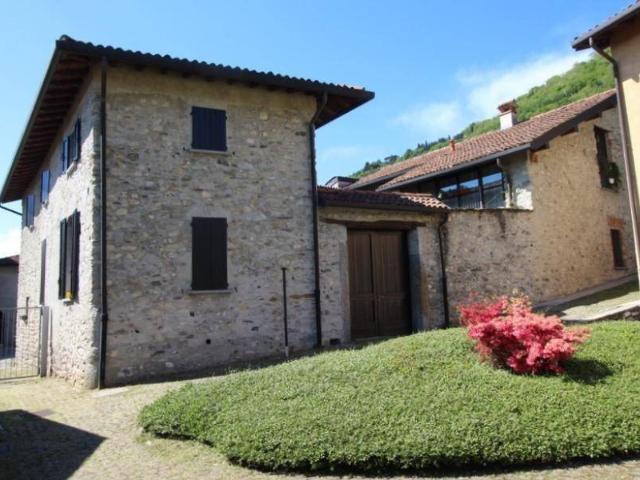 Appartamento in affitto a Como CO