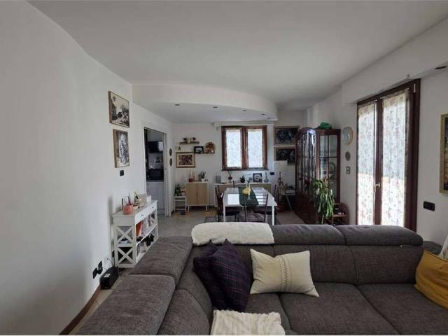 Appartamento in affitto a Como CO