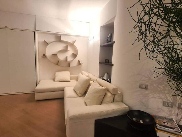 Appartamento in affitto a Como, arredato, box, terrazzo TrovaCasa