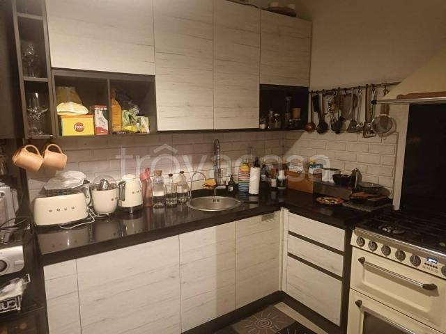 Appartamento in affitto a Como, non arredato/vuoto, ascensore, panoramica TrovaCasa
