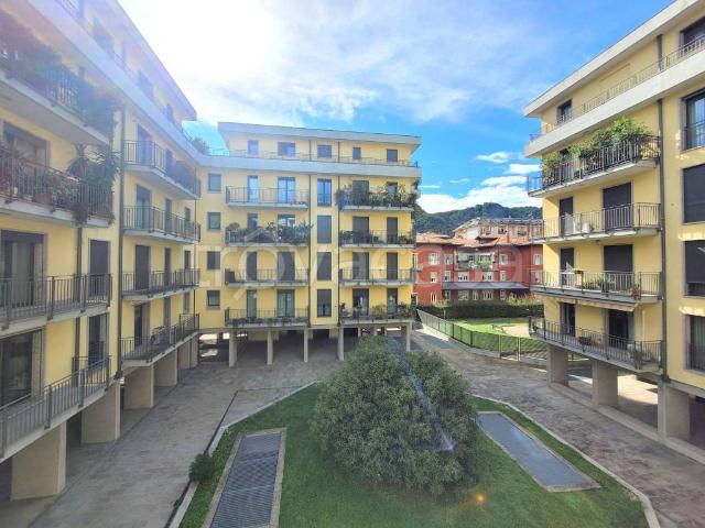 Appartamento in affitto a Como via Magenta, 14, arredato, box, terrazzo TrovaCasa