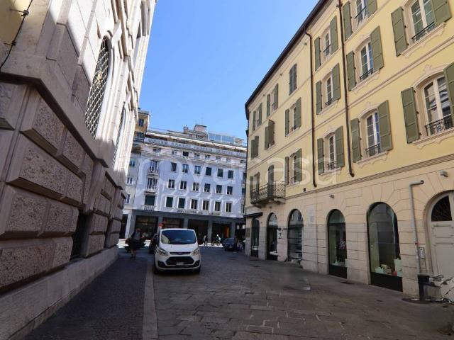 Appartamento in affitto a Como via Francesco Muralto, 7, arredato, ascensore TrovaCasa