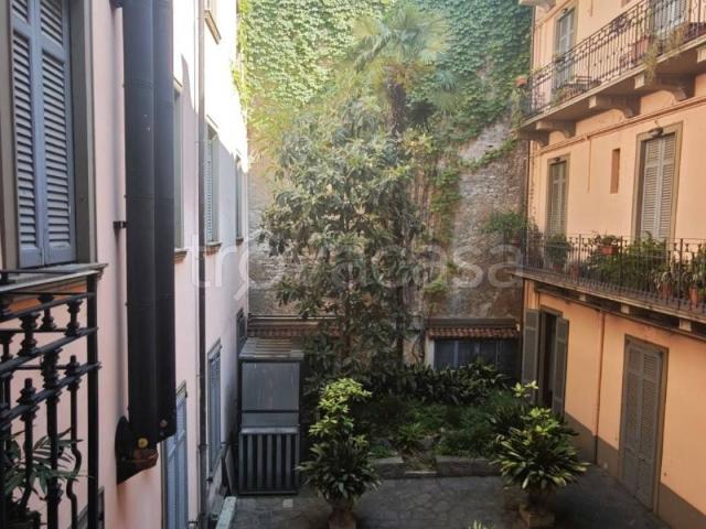 Appartamento in affitto a Como viale Geno, non arredato/vuoto, box, immobile di prestigio TrovaCasa