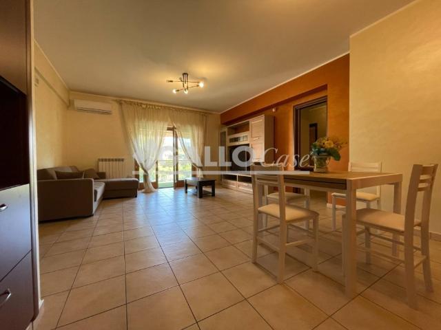 Appartamento in affitto a Cosenza, 137mq AG3 8303