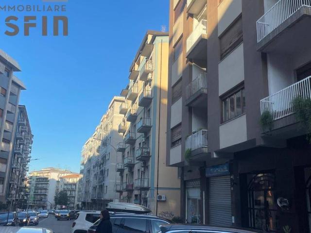 Appartamento in affitto a Cosenza via Nicola Serra, 62, ascensore, balcone, cucina abitabile TrovaCasa