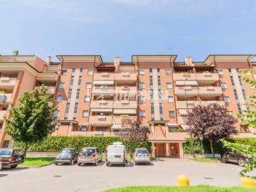 Appartamento in affitto a Cormano MI