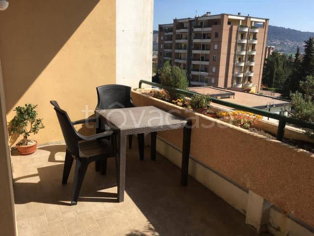 Appartamento in affitto a Corciano via Giovanni Giolitti, 15, arredato, box, terrazzo TrovaCasa