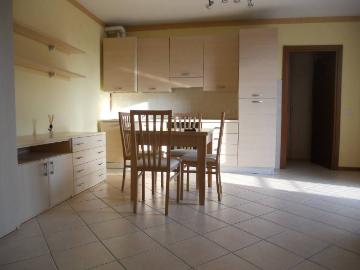 Appartamento in affitto a Correzzana MB