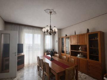 Appartamento in affitto a Corsico MI