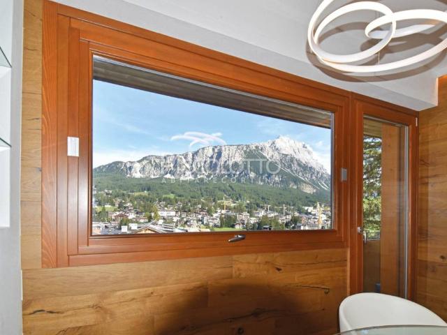 Appartamento in affitto a Cortina d'Ampezzo BL