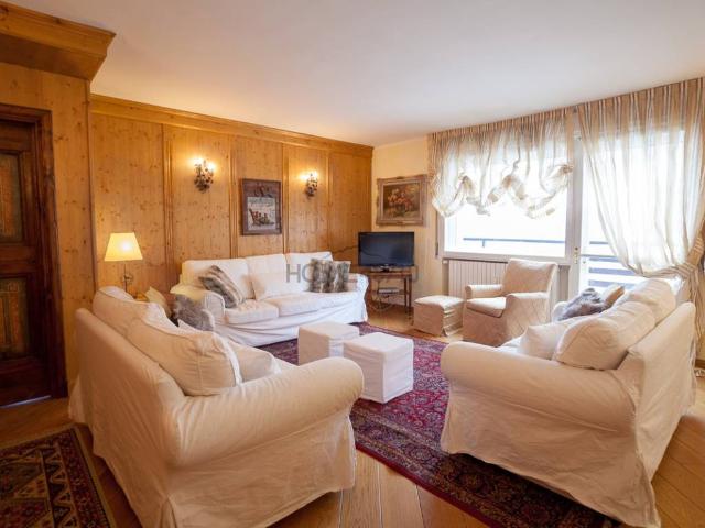 Appartamento in affitto a Courmayeur AO