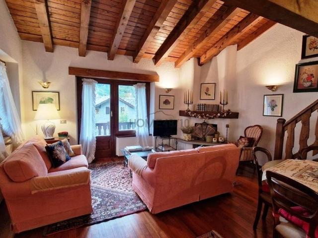 Appartamento in affitto a Courmayeur AO