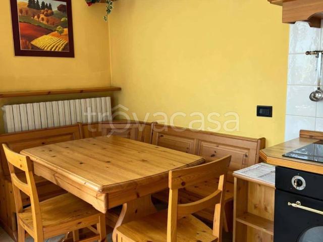 Appartamento in affitto a Cremeno via IV Novembre, arredato, ascensore, cucina a vista TrovaCasa