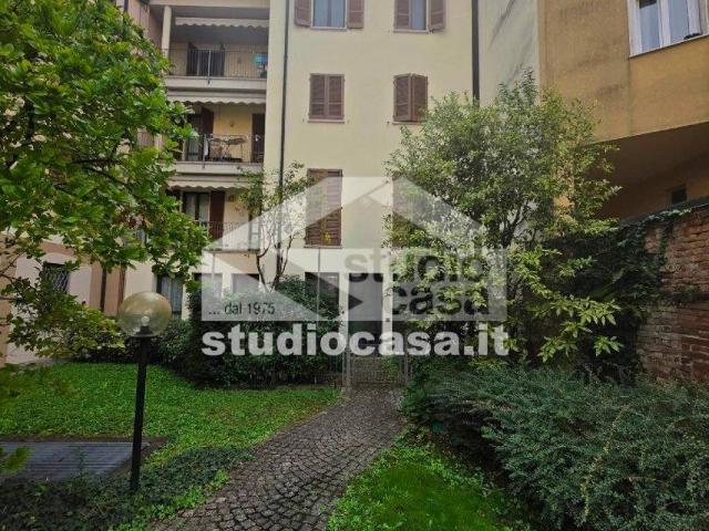 Appartamento in affitto a Cremona, arredato, giardino privato, box TrovaCasa