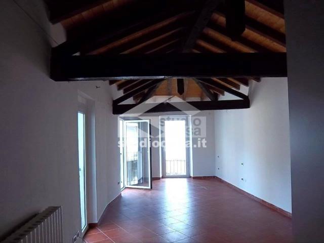 Appartamento in affitto a Cremona, ultimo piano, senza ascensore, mansarda TrovaCasa