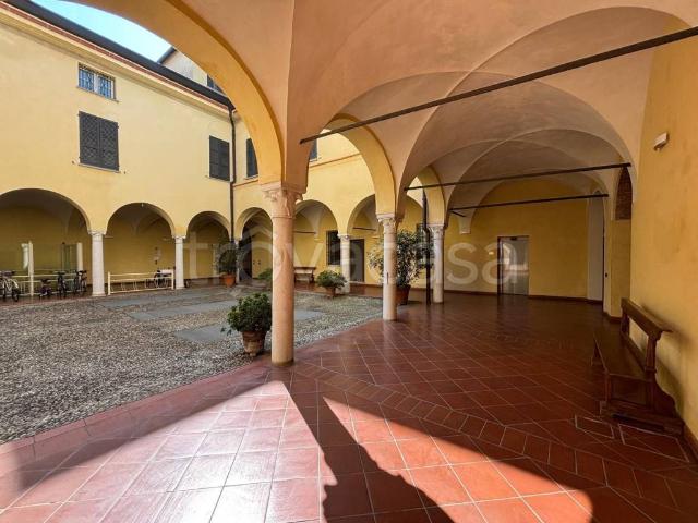 Appartamento in affitto a Cremona via Felice Cavallotti, 15, arredato, ascensore, contesto signorile TrovaCasa
