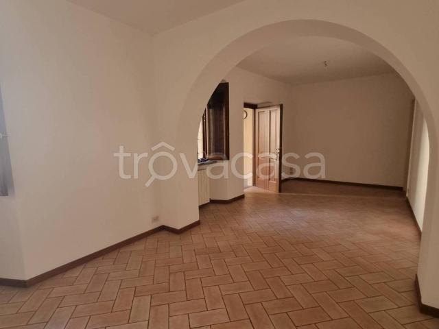 Appartamento in affitto a Cremona via Janello Torriani, 18, non arredato/vuoto, cantina, lavanderia TrovaCasa
