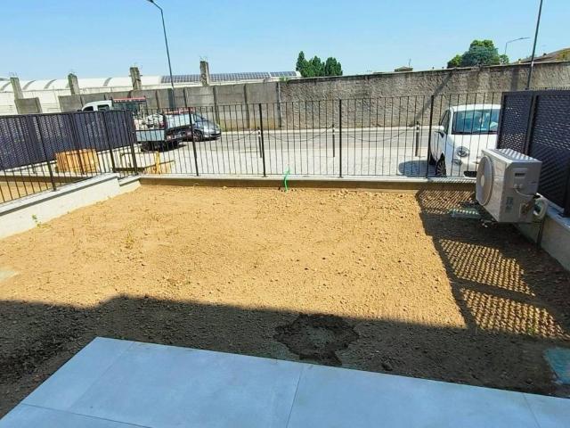 Appartamento in affitto a Cremona via San Felice, 1B, non arredato/vuoto, giardino privato, posto auto TrovaCasa