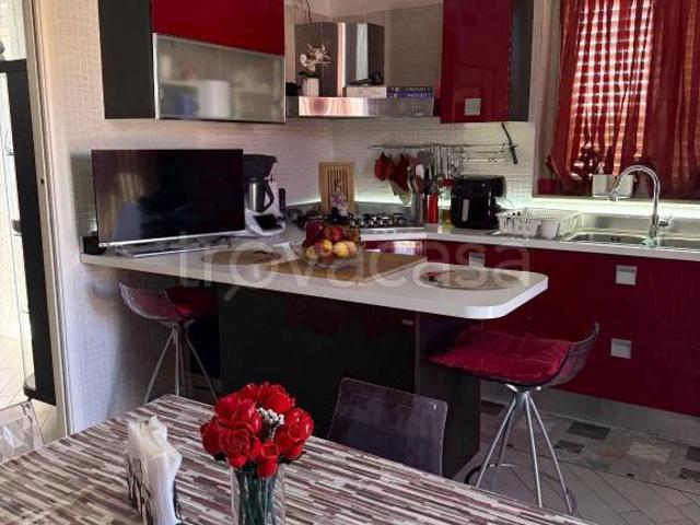 Appartamento in affitto a Crotone via Inghilterra