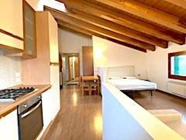 Appartamento in affitto a Due Carrare PD