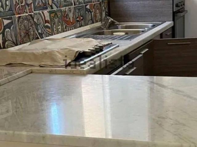 Appartamento in affitto a Davoli CZ