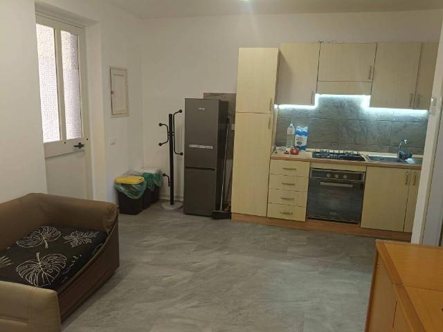 Appartamento in affitto a Davoli CZ