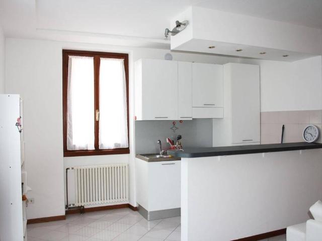Appartamento in affitto a Desenzano del Garda BS