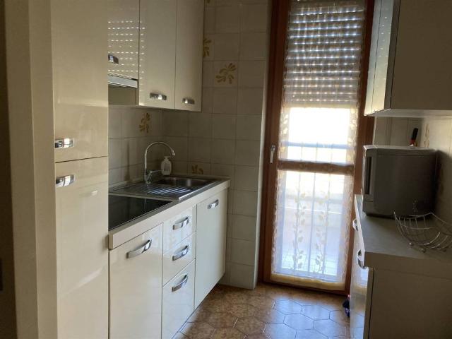 Appartamento in affitto a Desenzano del Garda BS