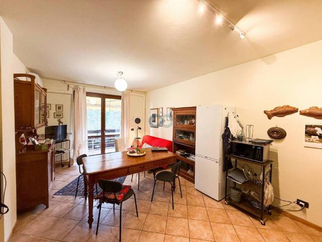 Appartamento in affitto a Desenzano del Garda BS