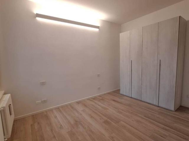 Appartamento in affitto a Desenzano del Garda BS