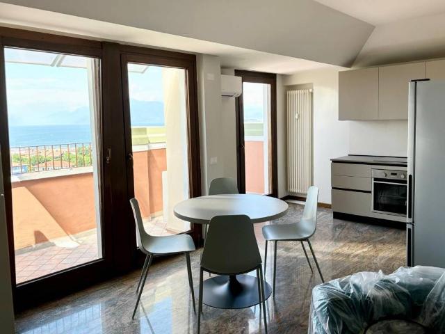 Appartamento in affitto a Desenzano del Garda BS