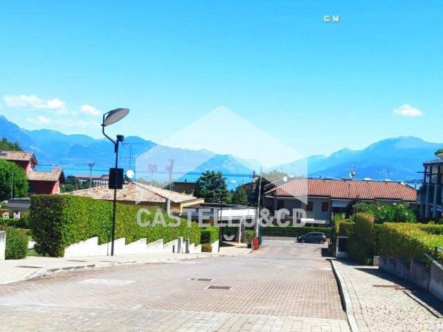 Appartamento in affitto a Desenzano del Garda BS