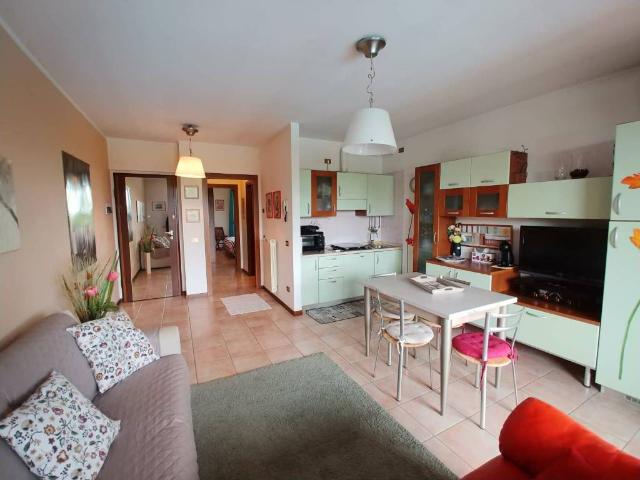 Appartamento in affitto a Desenzano del Garda BS