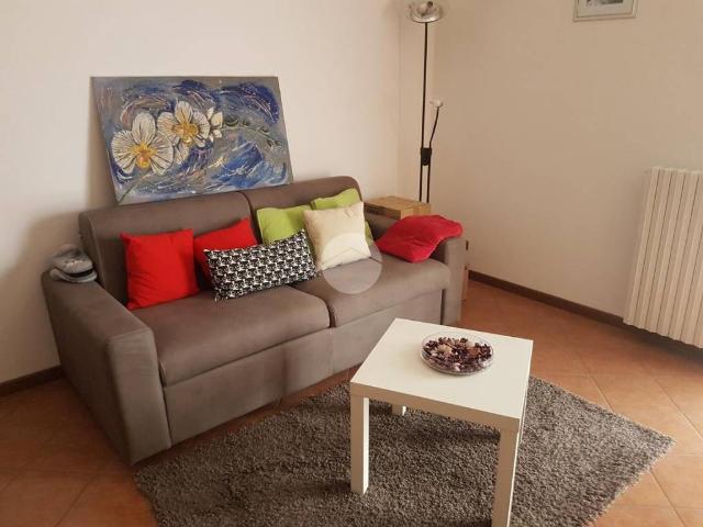 Appartamento in affitto a Desenzano del Garda BS