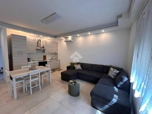 Appartamento in affitto a Desenzano del Garda BS