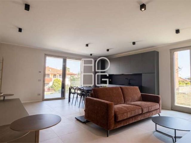 Appartamento in affitto a Desenzano del Garda BS