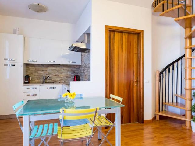 Appartamento in affitto a Desenzano del Garda BS