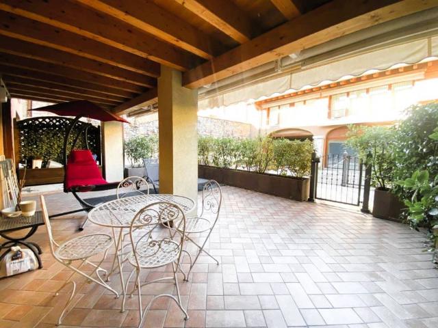 Appartamento in affitto a Desenzano del Garda BS