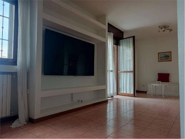 Appartamento in affitto a Desio MB