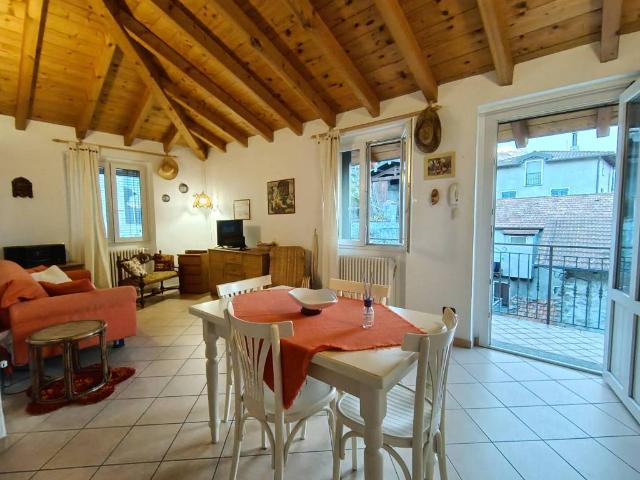 Appartamento in affitto a Domaso CO