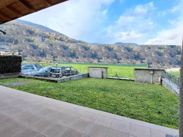 Appartamento in affitto a Dongo CO