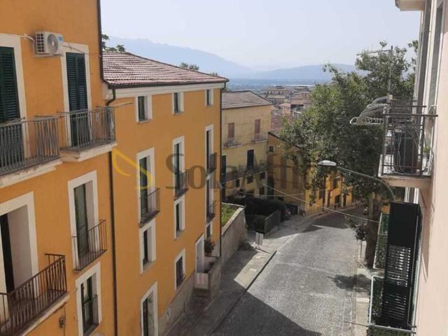 Appartamento in affitto a Eboli via Sant'Antonio, 20, arredato, vista panoramica, centrale TrovaCasa